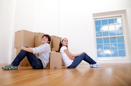 Efficient packing techniques for moving truck storage in Bromley